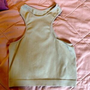 Tan ribbed cropped-tanktop